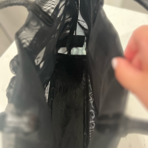 Valentino Garavani Mesh Tote Bag - Picture 6 of 8